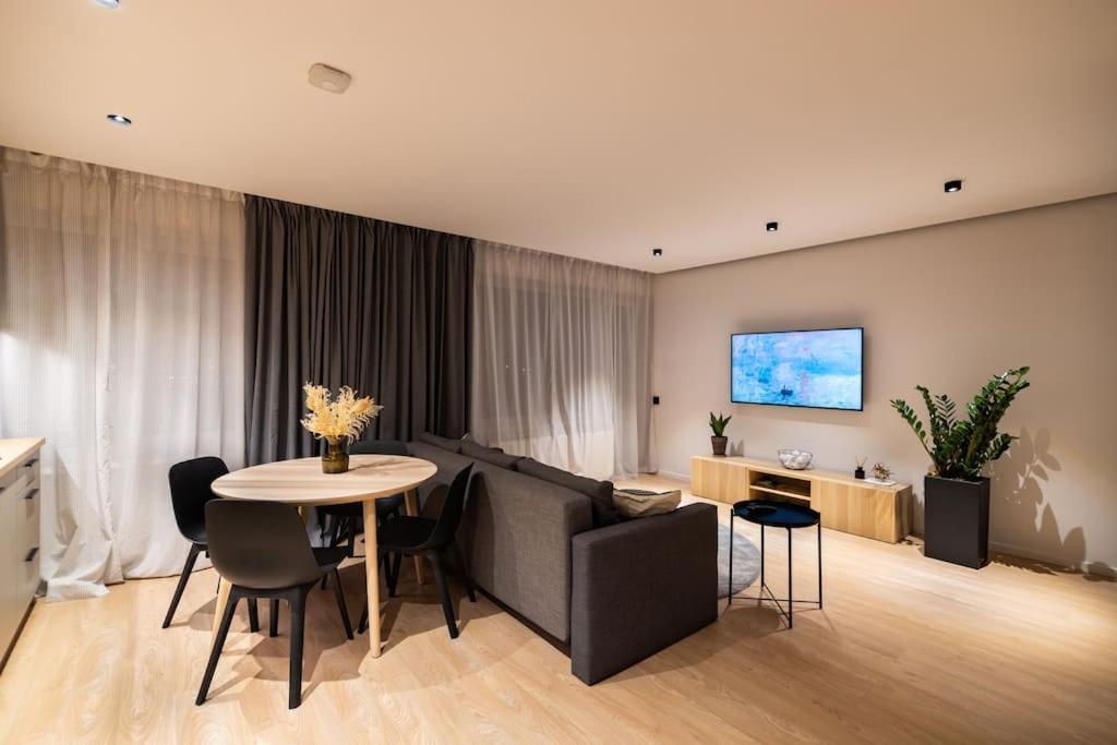 Apartment In Cesis Luaran gambar