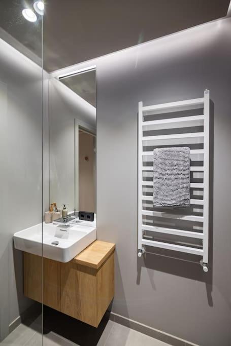 Apartment In Cesis Luaran gambar